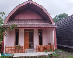 Koko talo/asunto Bale Tetebatu (East Lombok, Indonesia)