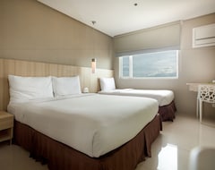 Injap Tower Hotel (Iloilo City, Philippines)