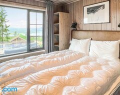 Cijela kuća/apartman Stunning Home In Gl With Sauna, Wifi And 4 Bedrooms (Nord-Fron, Norveška)