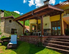 Koko talo/asunto Vila Rai (Ribarica, Bulgaria)