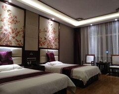 Khách sạn Huating Hotel Mengla Mohan Branch (Mengla, Trung Quốc)