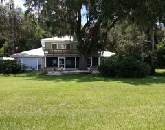 Hele huset/lejligheden Serene 3br, 3 Bath Estate Home On Little Lake Weir (Summerfield, USA)