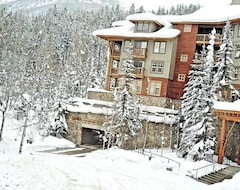 Căn hộ có phục vụ Panorama Springs Lodge By Rockiesdirect Ca (Panorama Resort, Canada)