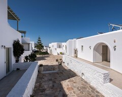 Khách sạn Saint Andrea Seaside Resort (Kolymbithres, Hy Lạp)