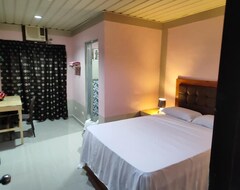 Hotel B N T Inn (Cebu City, Philippines)