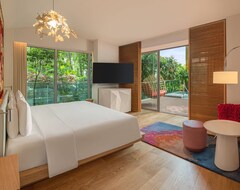 Hotelli W Singapore - Sentosa Cove (Singapore, Singapore)