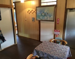 Khách sạn Guesthouse Milk (Nakijin, Nhật Bản)