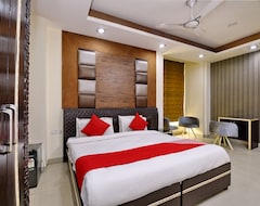 OYO 360 Hotel Manzil (New Delhi, Indija)
