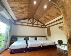 Bed & Breakfast WuLiuYuanXiuXianNongChang-JiaYiShiMinSu001Hao (Chiayi City, Taiwan)