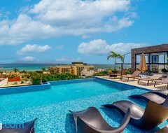 Khách sạn Perfect Place 211 (Playa del Carmen, Mexico)