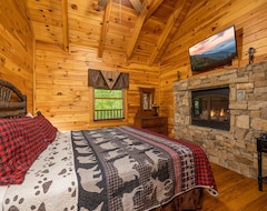 Khách sạn Black Bear Lodge- One-Bedroom Cabin (Gatlinburg, Hoa Kỳ)