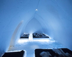 Arctic SnowHotel & Glass Igloos (Sinettä, Finska)