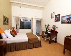 Hotel Destiny - The Farm Resort (Udhagamandalam, India)