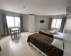 Khách sạn Hotel Zata e Flats (Criciúma, Brazil)