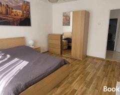 Entire House / Apartment Marianova 100m2 & Ogrod & Miniplaza (Zabrze, Poland)