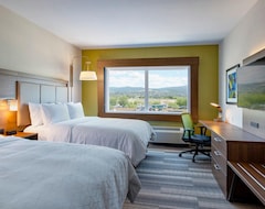 Holiday Inn Express & Suites Kelowna - East, An Ihg Hotel (Kelowna, Kanada)