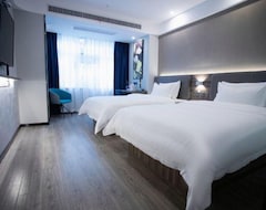 Hotel 7 Days Inn (yingshang Lanxing Construction Materials Market) (Fuyang, China)