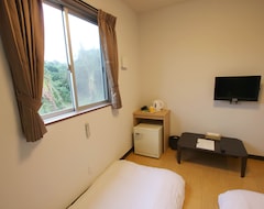 Hotel Rich Lison Ishigaki (Ishigaki-shi, Japan)