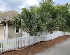 Tüm Ev/Apart Daire Exceptional Luxury Home, Ideal For 2 Families, Easy Beach Access, Clubs Included (Bald Head Island, ABD)
