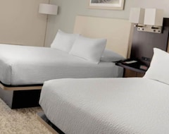 Otel Fairfield Inn And Suites By Marriott Palm Beach (Palm Beach, ABD)