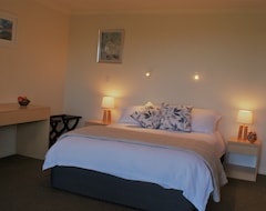Hotel Chalet Eiger (Taupo, New Zealand)