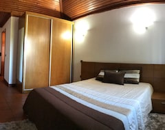 Huoneistohotelli Quinta Do Padrao (Penafiel, Portugali)