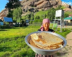 Nhà trọ Aisun guest house (Bazar-Korgon, Kyrgyzstan)