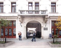 Khách sạn Gozsdu Court Aparthotel (Budapest, Hungary)