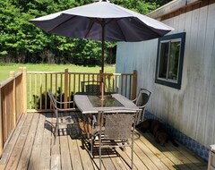 Casa/apartamento entero Sunset Cottage Complete W/large Deck, Fire Pit And Mins Away From Public Beach (Newton Falls, EE. UU.)