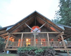 Entire House / Apartment The Cabin On Legacy Lake, 2 Bedrooms & Large Loft (Myrtle Point, USA)