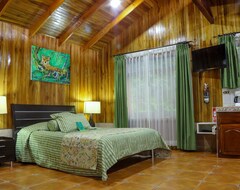 Hotel Los Pinos Cabins & Reserve (Monteverde, Kostarika)