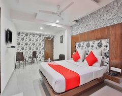 Khách sạn OYO 1288 Hotel Keshav (Ahmedabad, Ấn Độ)