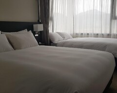 Hotelli Geoje Artnouveau Suite Hotel (Geoje, Etelä-Korea)