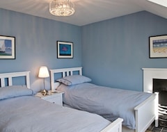 Hele huset/lejligheden Elegant Coastal Townhouse Located In The Heart Of The Victoria-town Area Of Deal Sleeping 10 (Deal, Storbritannien)