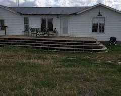 Casa/apartamento entero Cottage en un rancho de ganado de Trabajo de Texas (Waelder, EE. UU.)