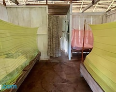Hostel Campamento Txoko de Shapshico (Iquitos, Peru)