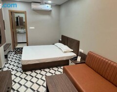 Hotel Tic Rooms (Siliguri, India)