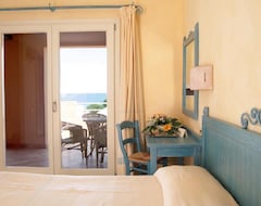 Hotel Free Beach (Costa Rei, Italy)