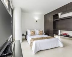 Hotel Travelers Suites Gold (Bogota, Kolumbija)