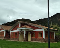 Casa/apartamento entero Yanampampa Lodge (Sangarara, Perú)