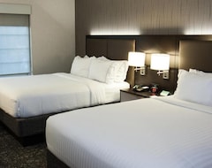 Khách sạn Holiday Inn Express & Suites Cheney (Cheney, Hoa Kỳ)