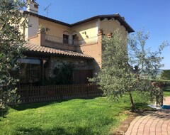 Toàn bộ căn nhà/căn hộ Casa Di Campagna A Due Passi Dal Mare (Orciano Pisano, Ý)
