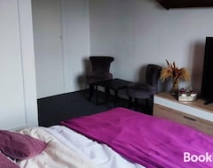 Cijela kuća/apartman Chambre spacieuse privee avec Jaccuzi (Talmas, Francuska)