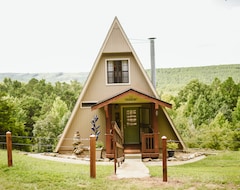 Koko talo/asunto Secluded A-frame Cabin In The Tri-peak Area Of The Natural State (Dardanelle, Amerikan Yhdysvallat)