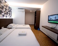 Otel Pavilion Inn (Miri, Malezya)