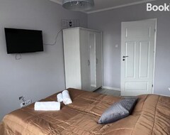 Tüm Ev/Apart Daire Apartament Z Tarasem Na Osiedlu Rakownica (Jelenia Góra, Polonya)