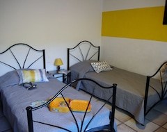 Casa/apartamento entero Large Comfort, 4 Bedrooms, 8 People, Private Fenced Pool 10 Km Sea (Pomérols, Francia)