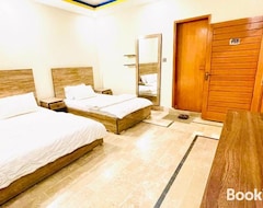 Khách sạn Airport Hotel Bed & Rest (Karachi, Pakistan)