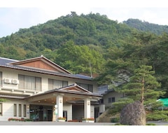 Nhà trọ Suzaka Onsen Kojoso (Suzaka, Nhật Bản)