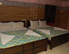 Hotel Adhi Residency - Friendliness & Cleanliness Room (Kanchipuram, Hindistan)